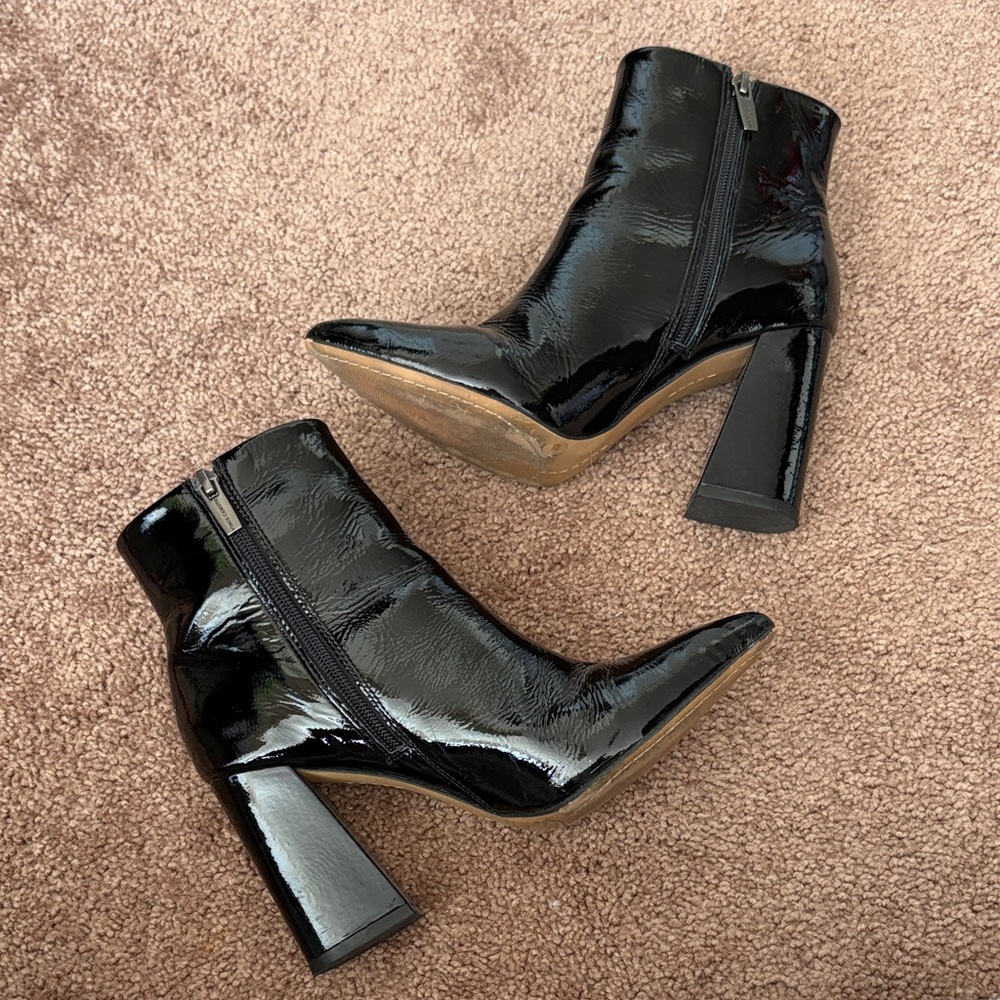 Vince Camuto Glossy Black Patent Leather Pointed Toe Block Heel Ankle Boots